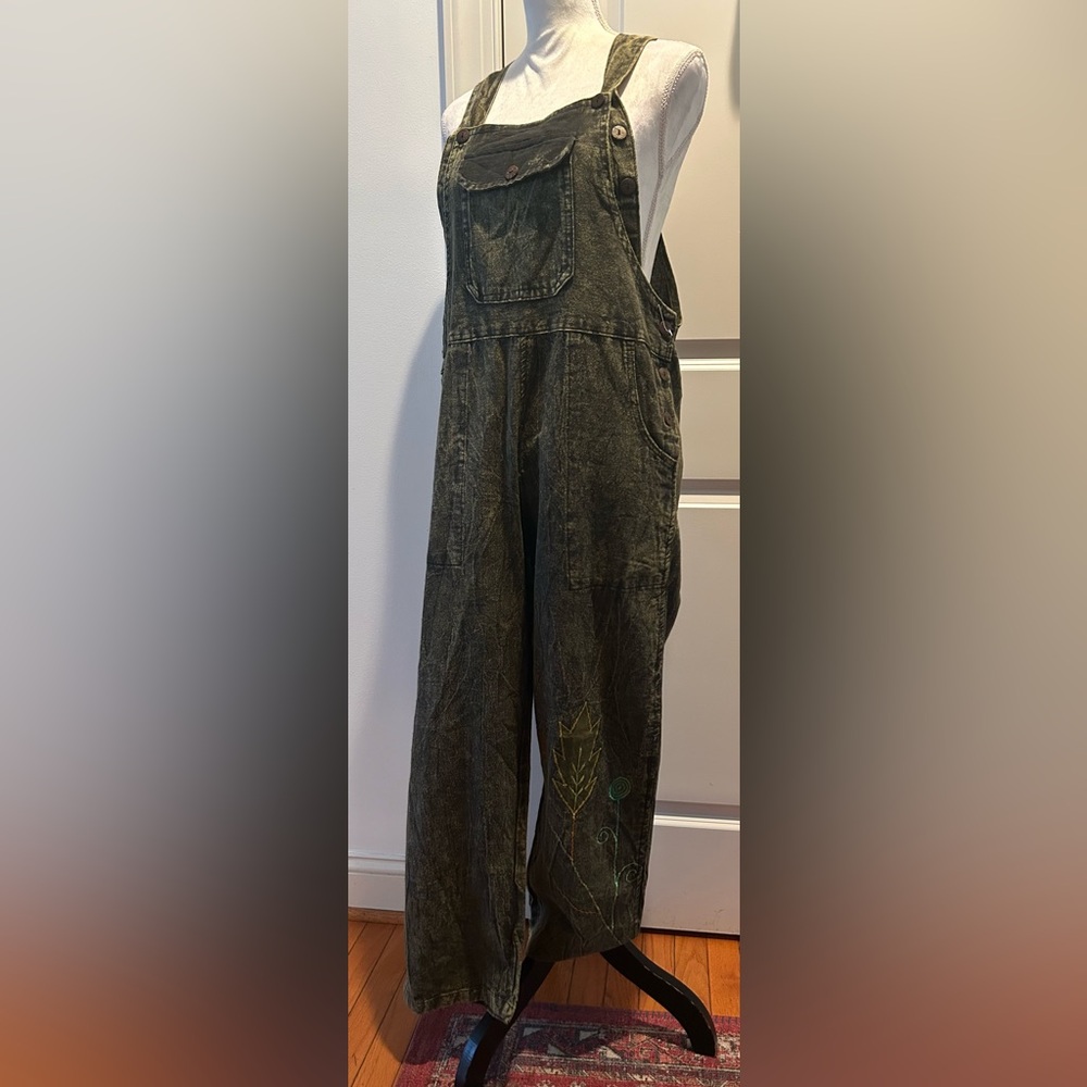 HIMALAYA HANDMADE Tie Dye Floral Embroidered Denim Overall S/M NEW - Picture 2 of 15